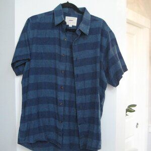 Canadain Brand Eighteen Waits Mens button up size large